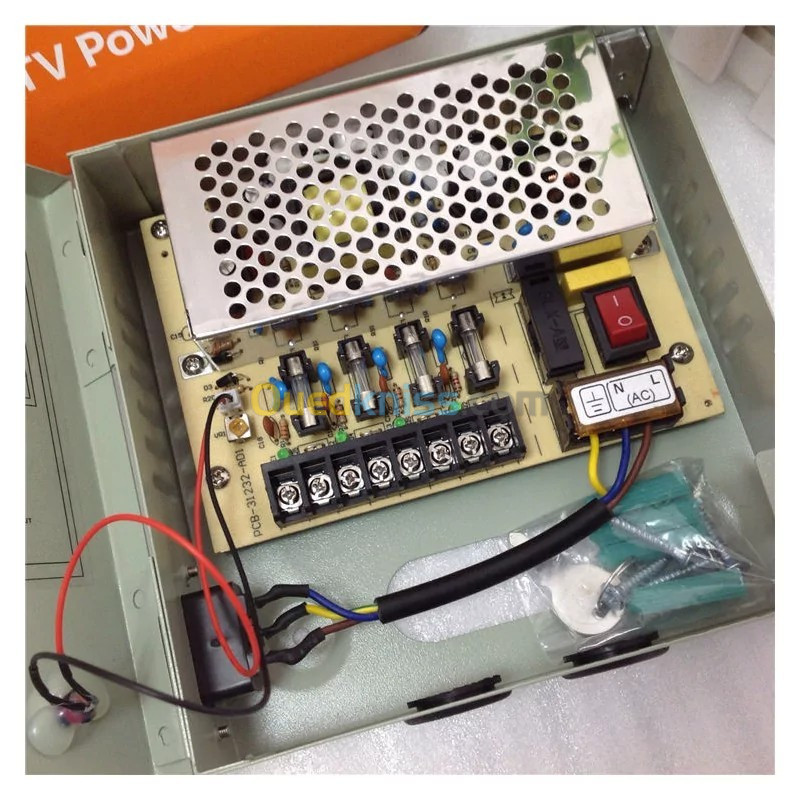 Bloc d'Alimentation CCTV 12V5A 4 Sorties NEWTECH